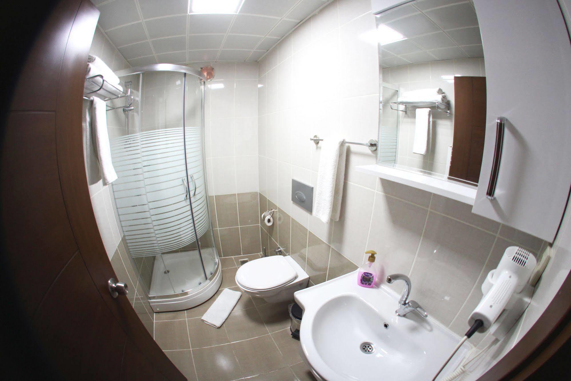 Hotel Duzce Buitenkant foto